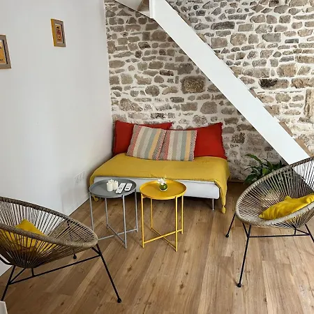 Coeur De Toits Un Rooftop Au Centre De * נים